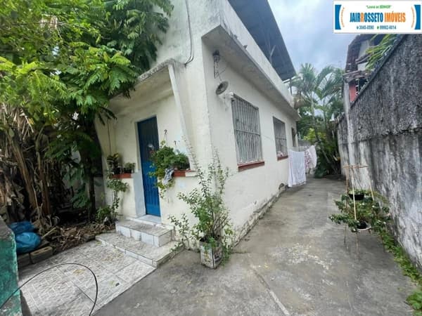 Casa à venda no bairro Centro de Vila Velha em Vila Velha/ES