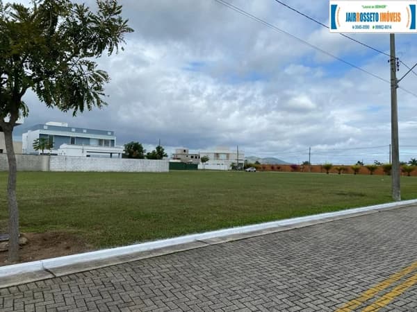 Terreno à venda no bairro Interlagos em Vila Velha/ES