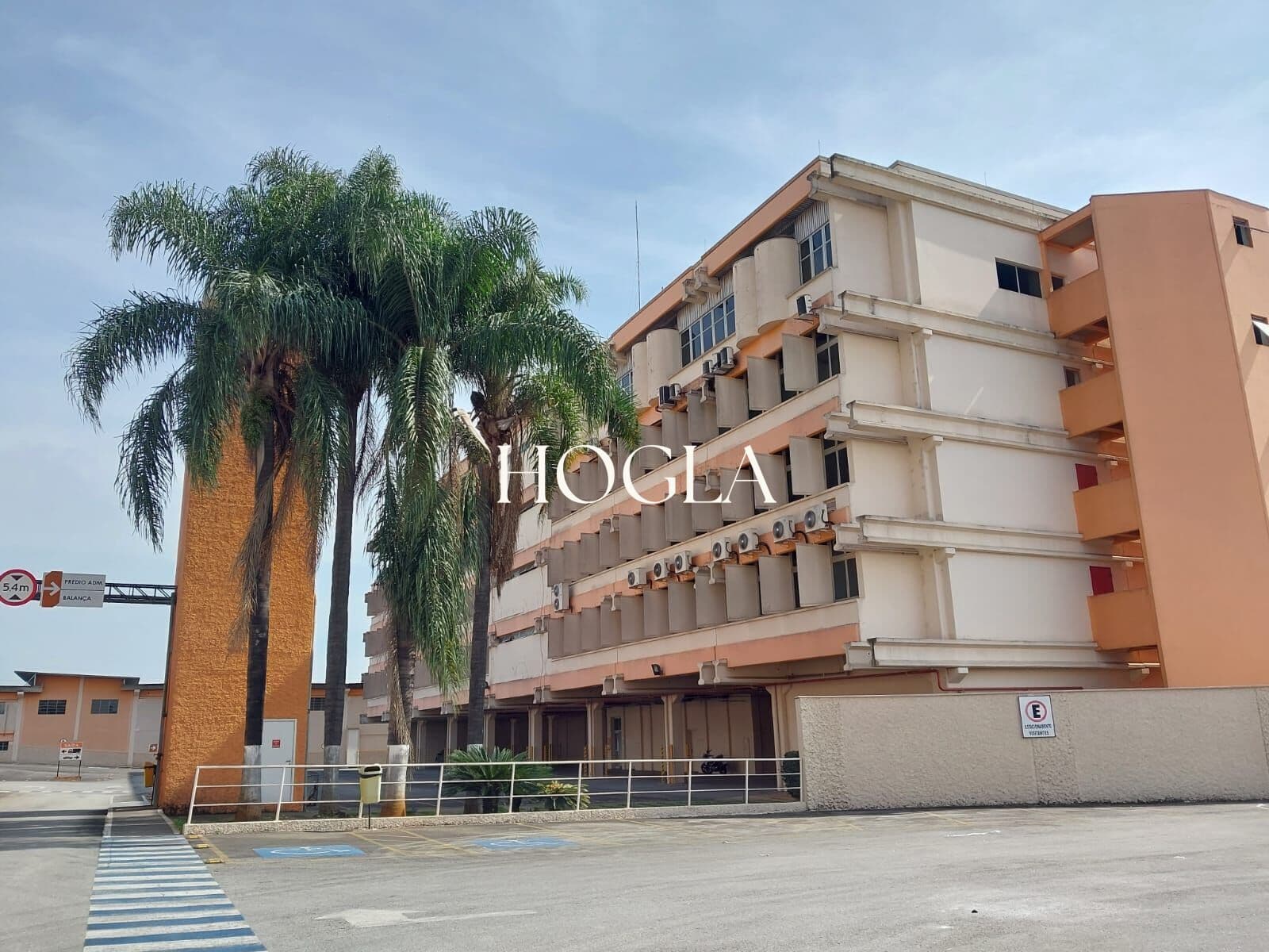 Sala Andar Comercial - 615,00 m²