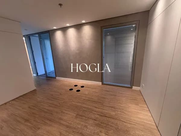 Conjunto Comercial no Itaim, São Paulo/SP