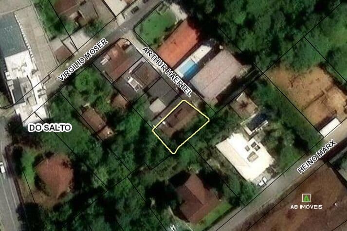 TERRENO COM 250 M² BAIRRO ITOUPAVA SECA