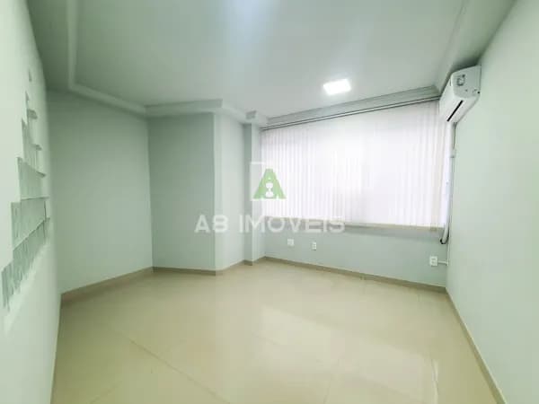 SALA COMERCIAL CENTRO DE BLUMENAU 42,98 M²