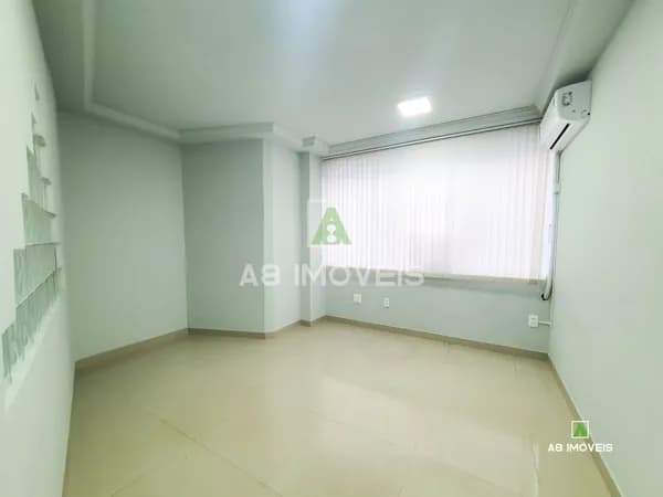 SALA COMERCIAL CENTRO DE BLUMENAU 42,98 M²