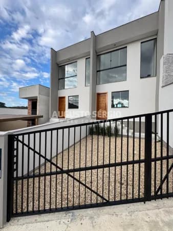 Sobrado em Brusque - Limeira