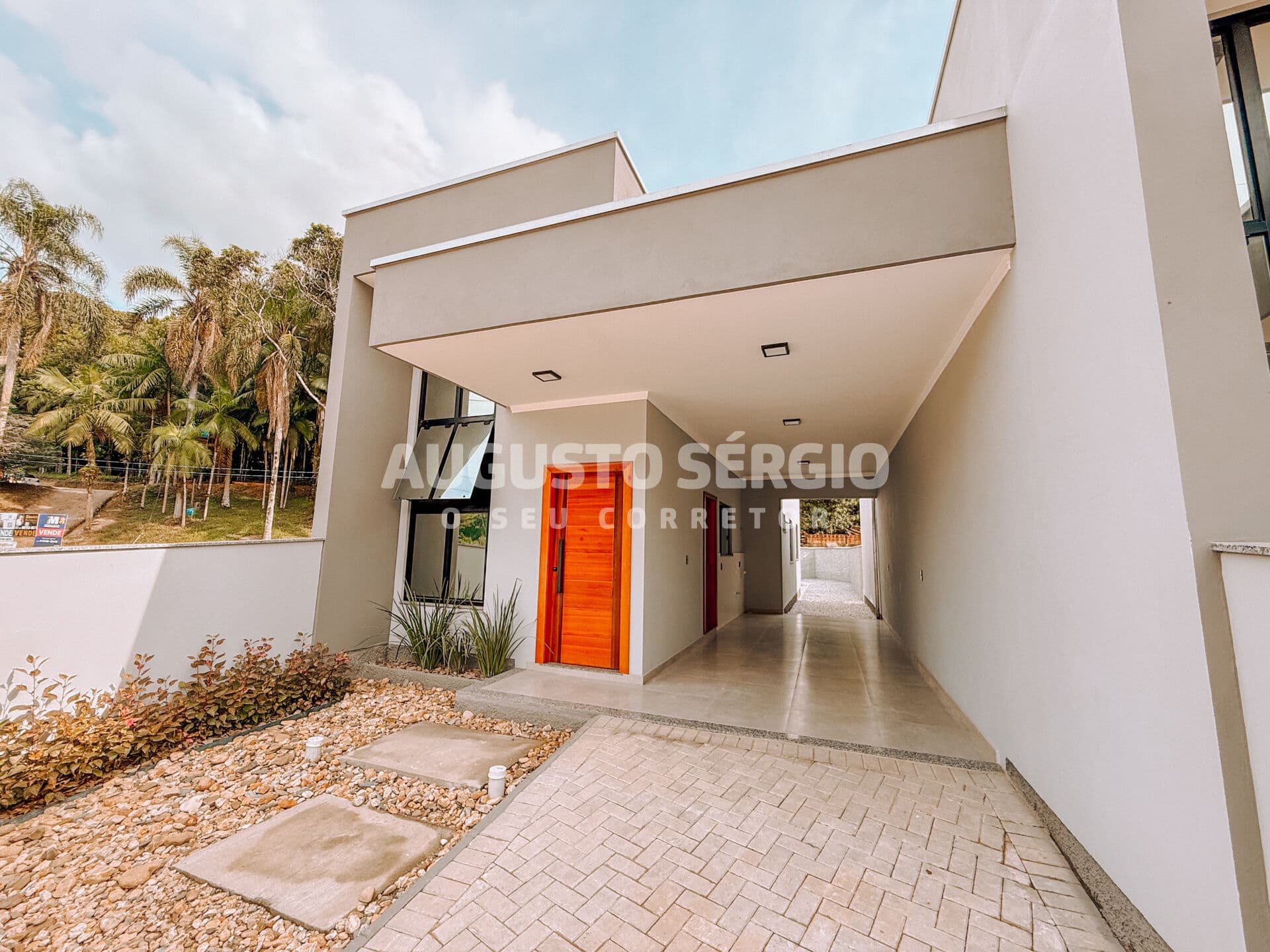 CASA TERREA MODERNA COM 2 QUARTOS EM GUABIRUBA