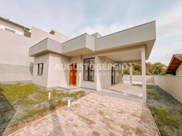 CASA LINDA E MODERNA A VENDA EM GUABIRUBA