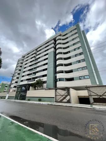 Apartamento no Edf. Francisco Barbirato