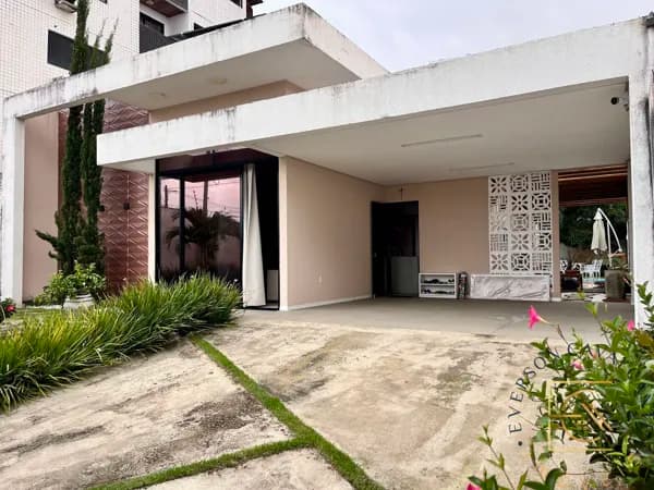 Casa à Venda na Gruta de Lourdes | 3 Quartos com Suíte | Área Gourmet Completa – Maceió/AL