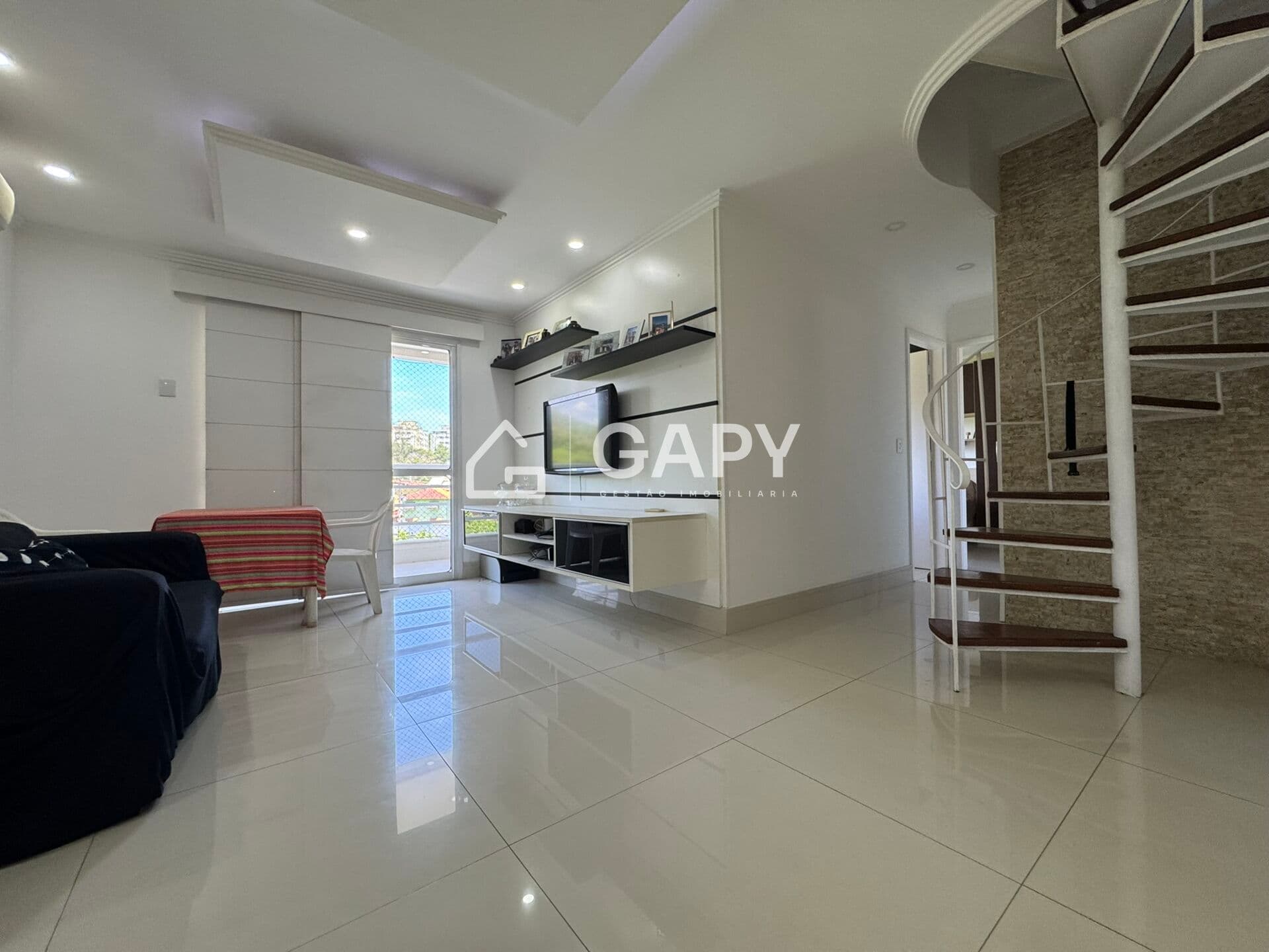 Cobertura à venda em Maria Paula – conforto, sofisticação e lazer completo – R$:550.000,00