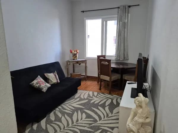 Apartamento 1 dormitório grande para venda, localizado na av da praia do José Menino em Santos.