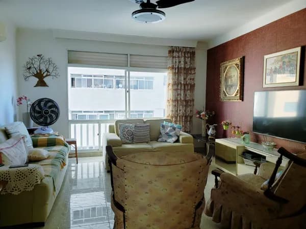 Apartamento 3 dormitórios com suíte, 2 vagas de gargem, vista para o mar, localizado pé na areia do José Menino em Santos para Venda