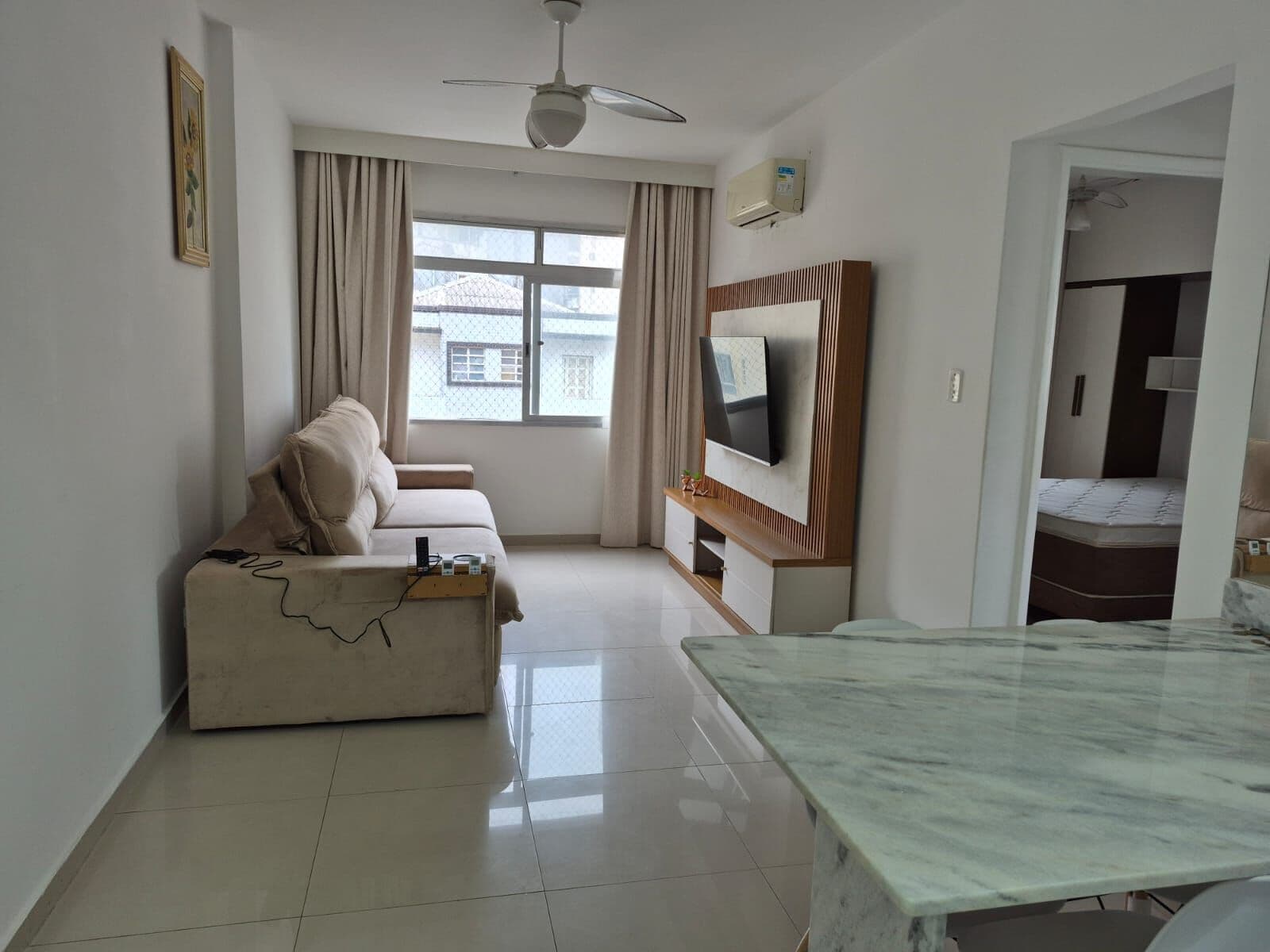 Apartamento 1 dormitório para venda - Reformado - Porteira Fechada - José Menino - Santos-SP