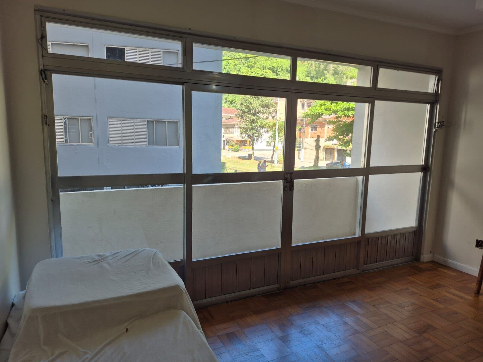 Apartamento para venda 2 dormitórios + dep emp, mais de 100m² - Próximo à praia - José Menino em Santos