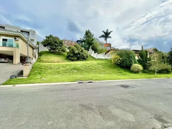 Terreno no Cond. Village Los Angeles - 516,20 m²