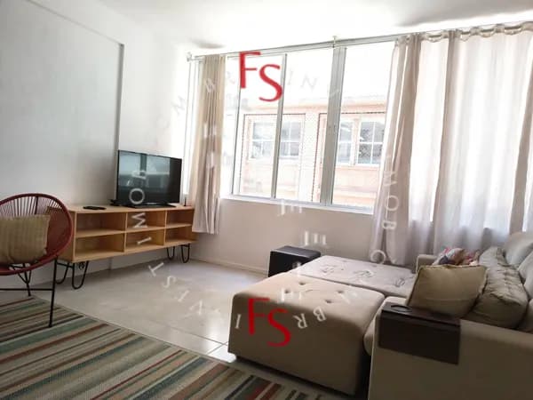 APARTAMENTO AMPLO COM 3 DORMITÓRIOS, PERTINHO DA PRAÇA XV