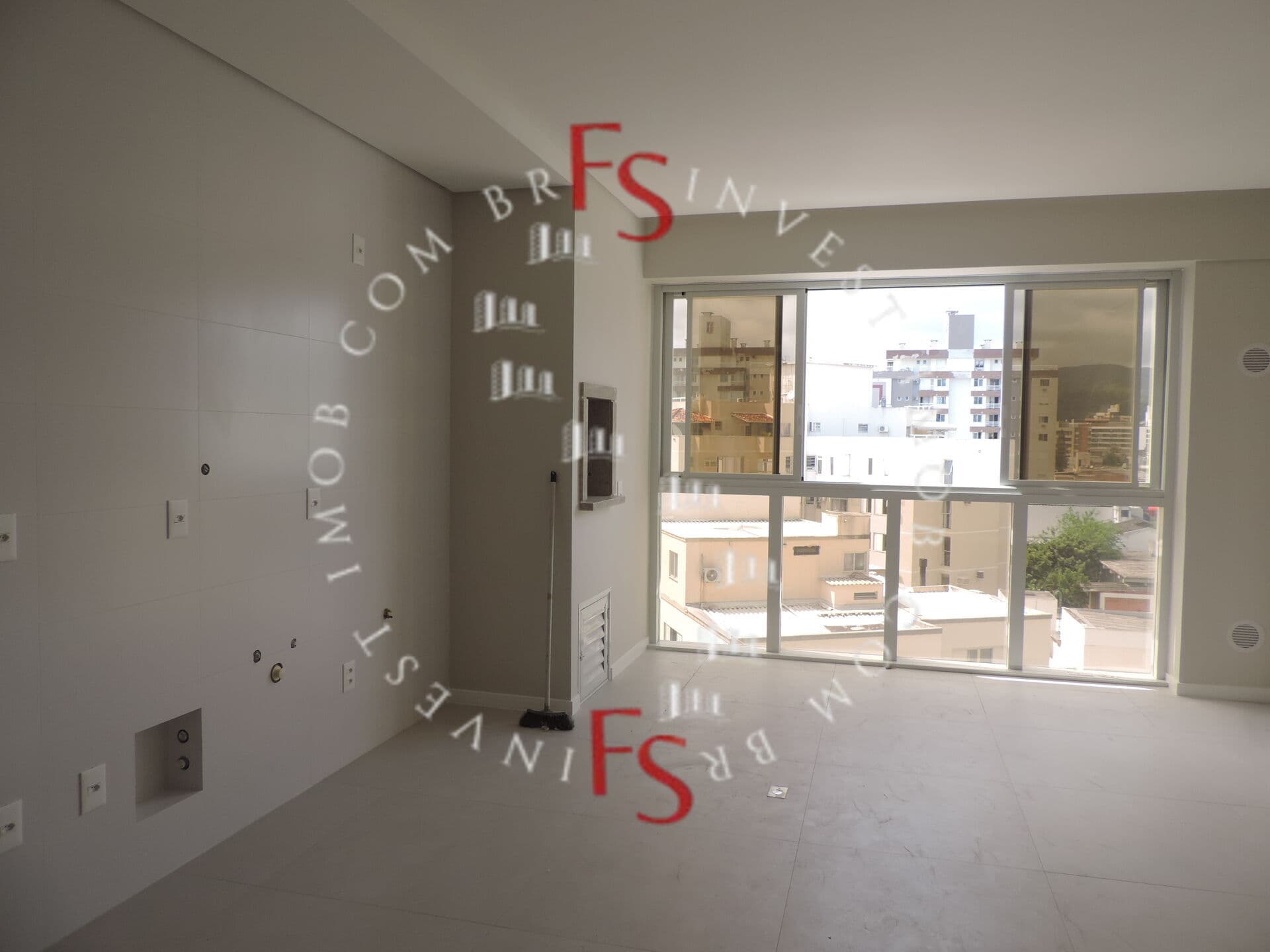LINDO APARTAMENTO NOVO NA TRINDADE, BEM PRÓXIMO DO SHOPPING VILA ROMANA