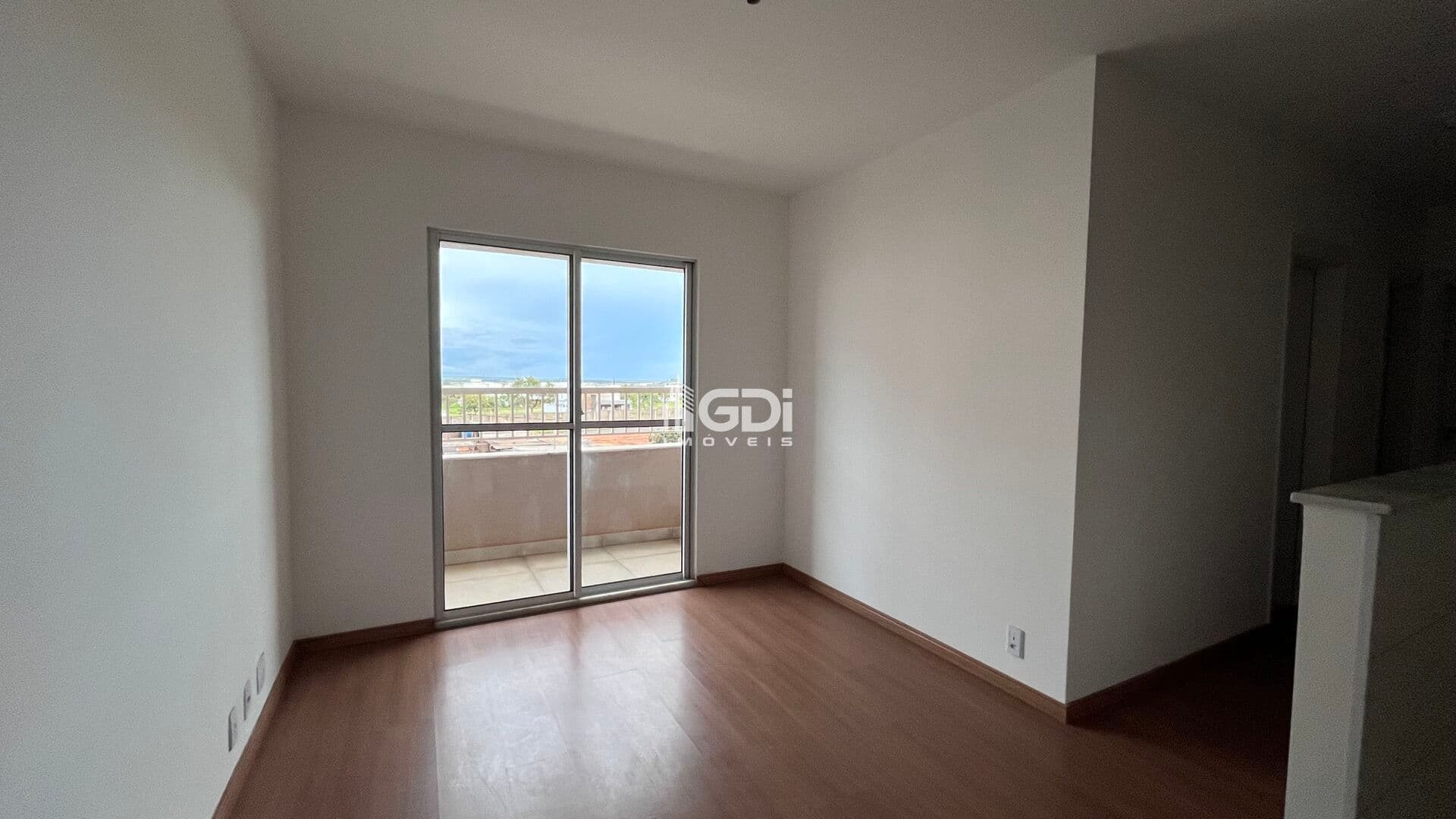 Apartamento à venda 2 quartos, 1 sacada Bairro Jardim Espanha