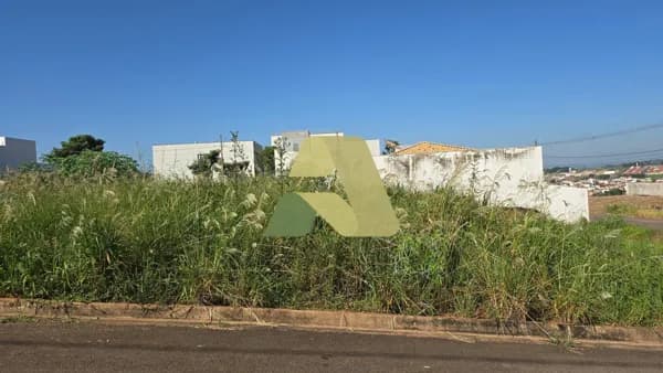 📍 Terreno à venda – Bairro Bela Vista 1 | Cássia/MG 📐 Área de 250m²