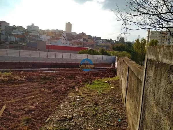 Terreno à venda no bairro Campestre em Santo André/SP