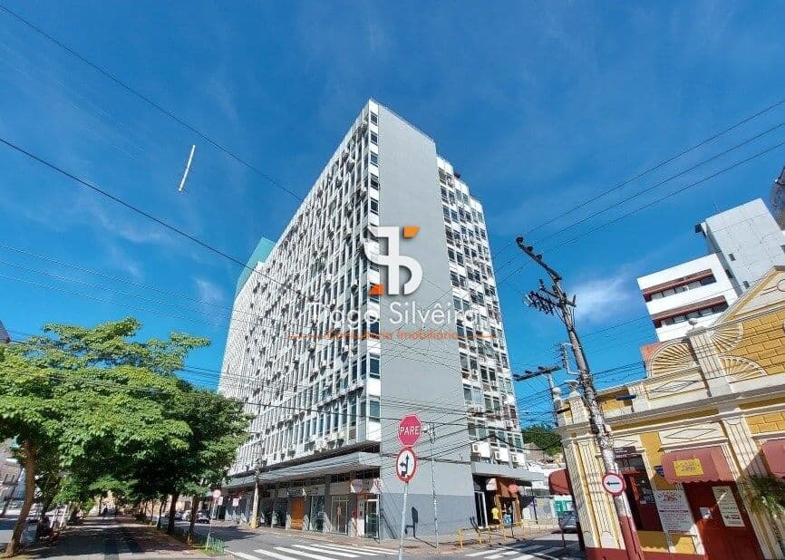 Cobertura Comercial com Vista 270º na Avenida Hercílio Luz – Centro de Florianópolis | 649m²