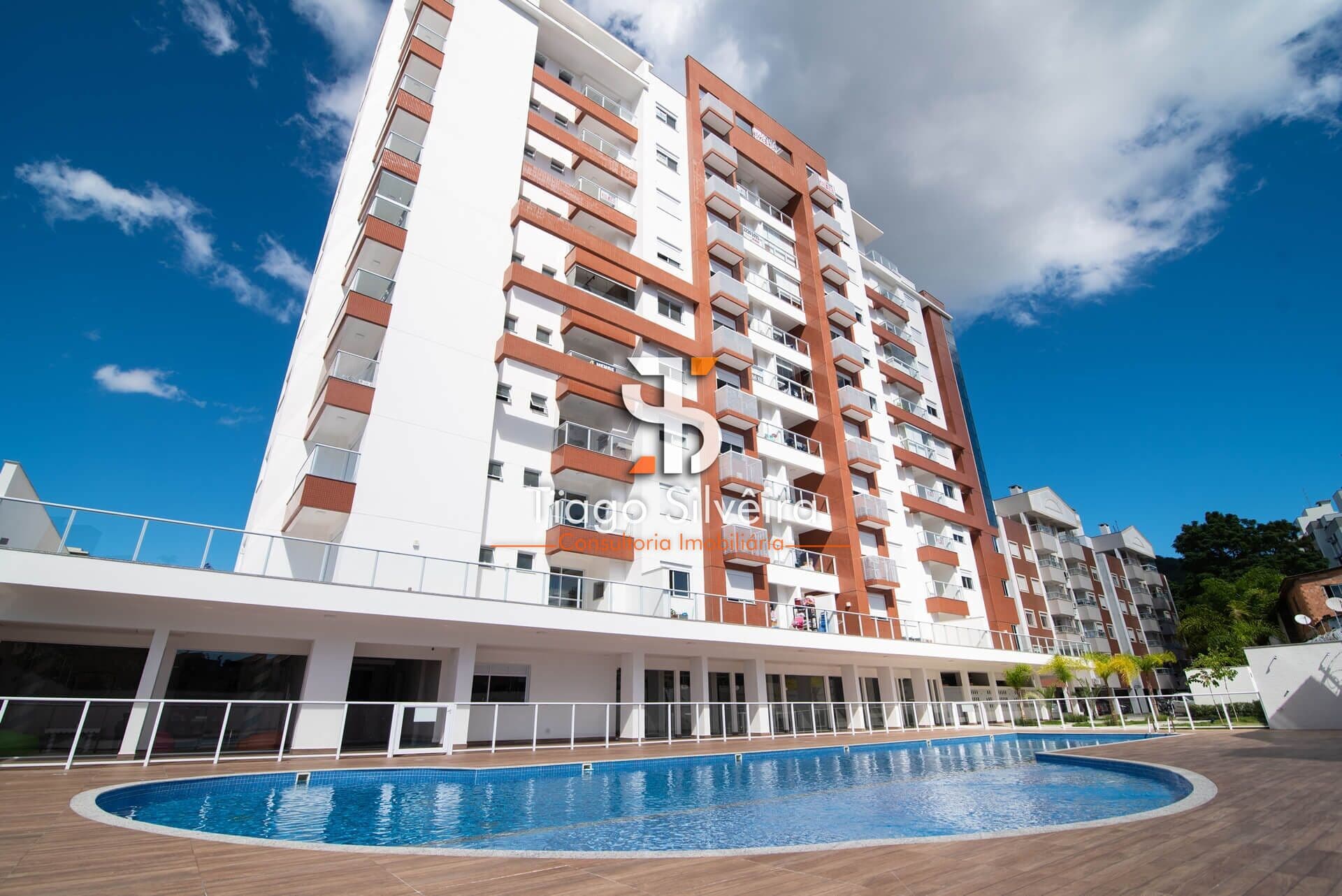 Cobertura 3 Dormitórios com Terraço e Jacuzzi à Venda na Agronômica | Florianópolis