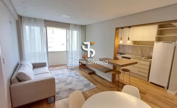 Apartamento no Centro de Florianópolis – Conforto, Praticidade e Vista Deslumbrante