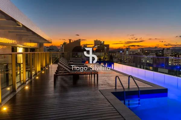 Apartamento à Venda com 3 Suítes – Centro de Florianópolis