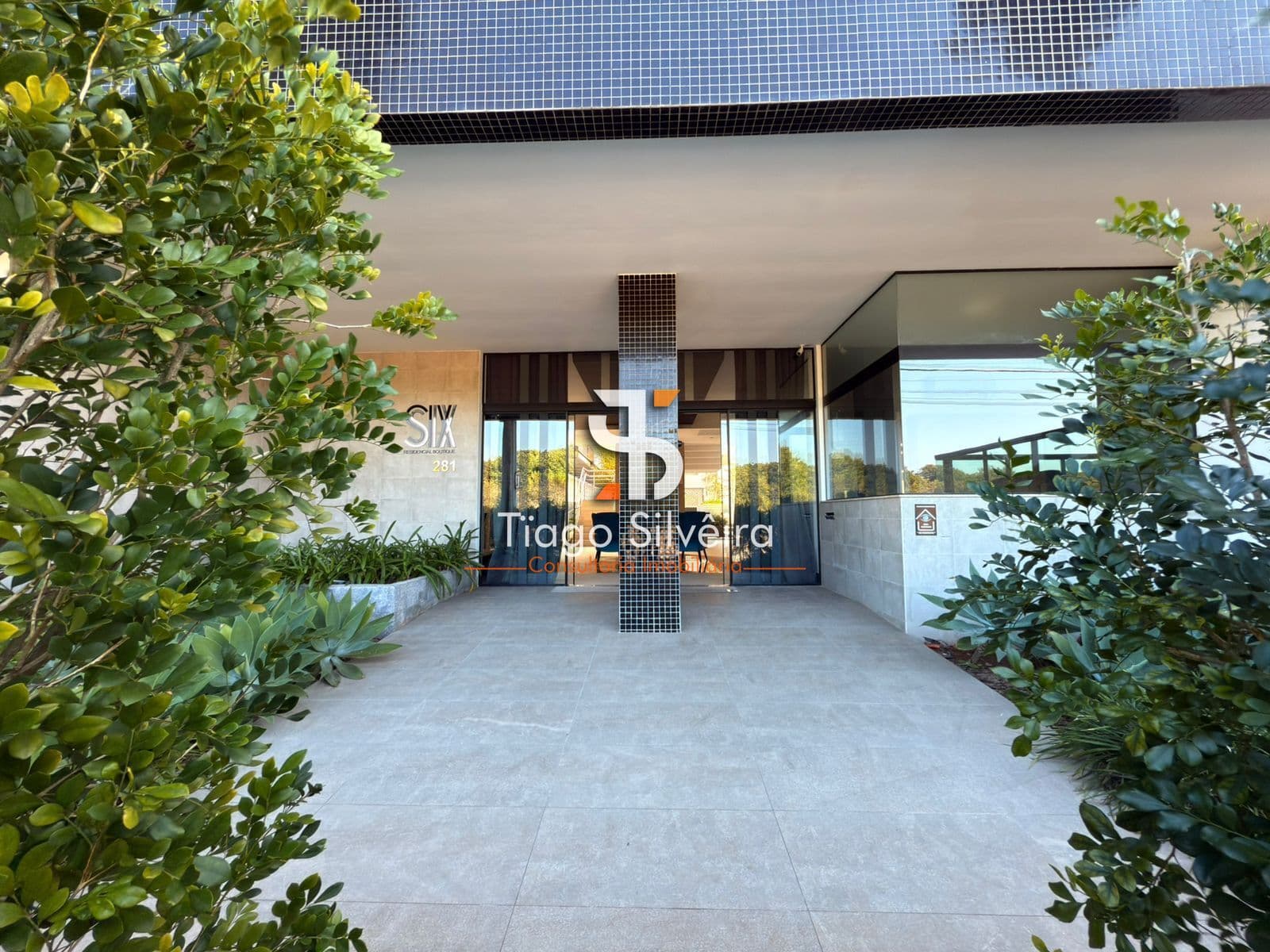 Apartamento Mobiliado com 2 Suítes à Venda no Novo Campeche – Florianópolis/SC
