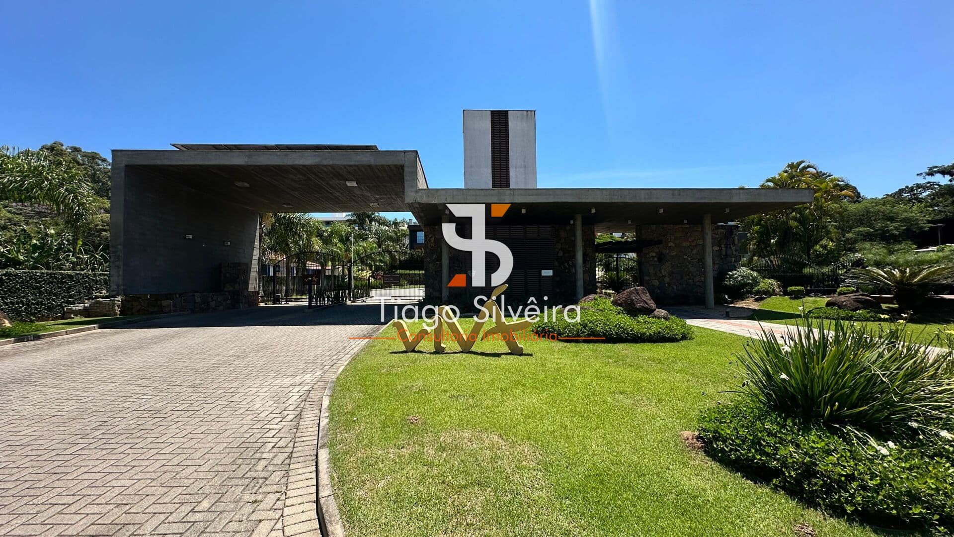 Terreno em Condomínio à venda no Vivá Residence Cacupé