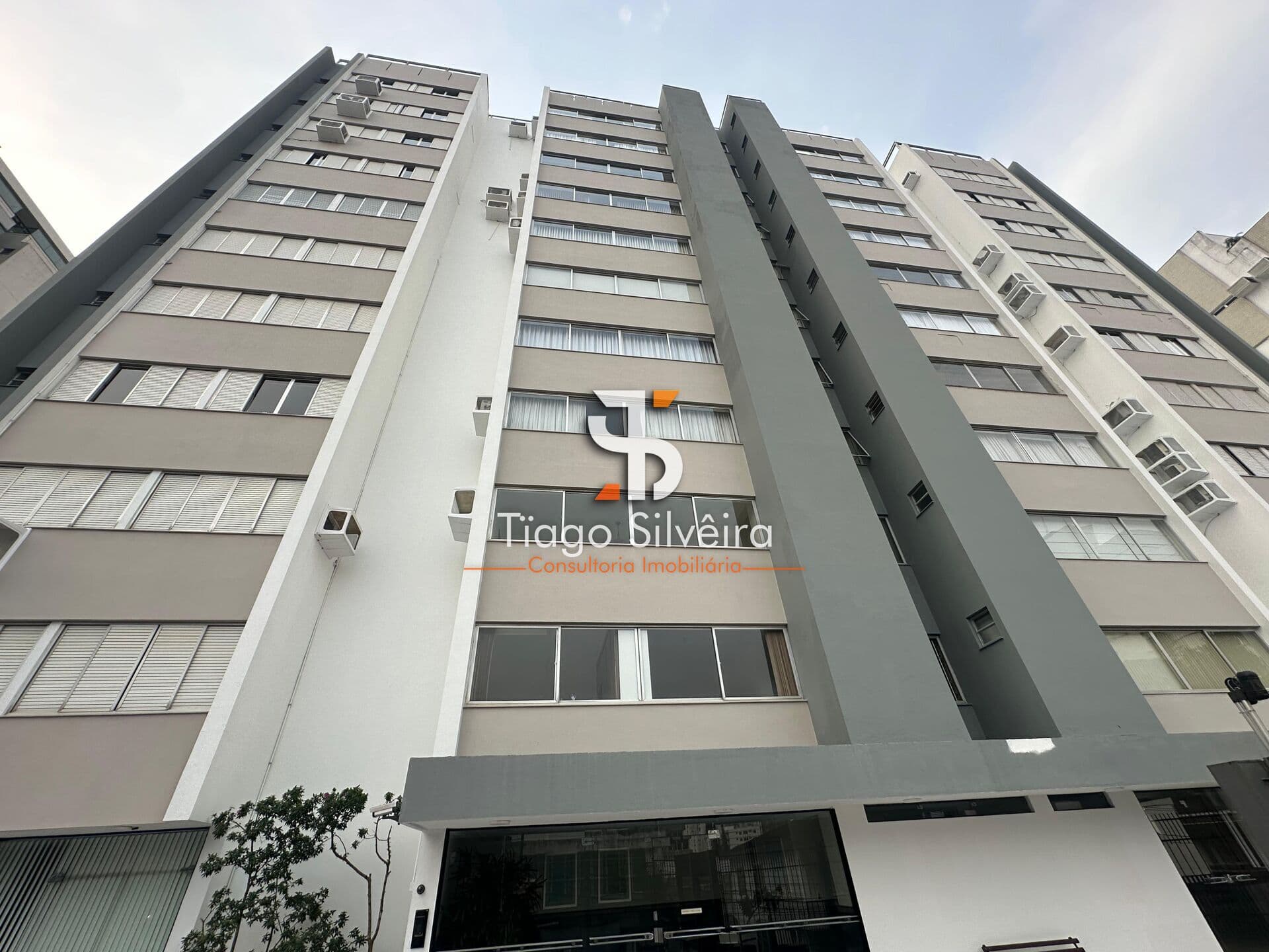 Apartamento à venda 4 dormitórios no Centro de Florianópolis