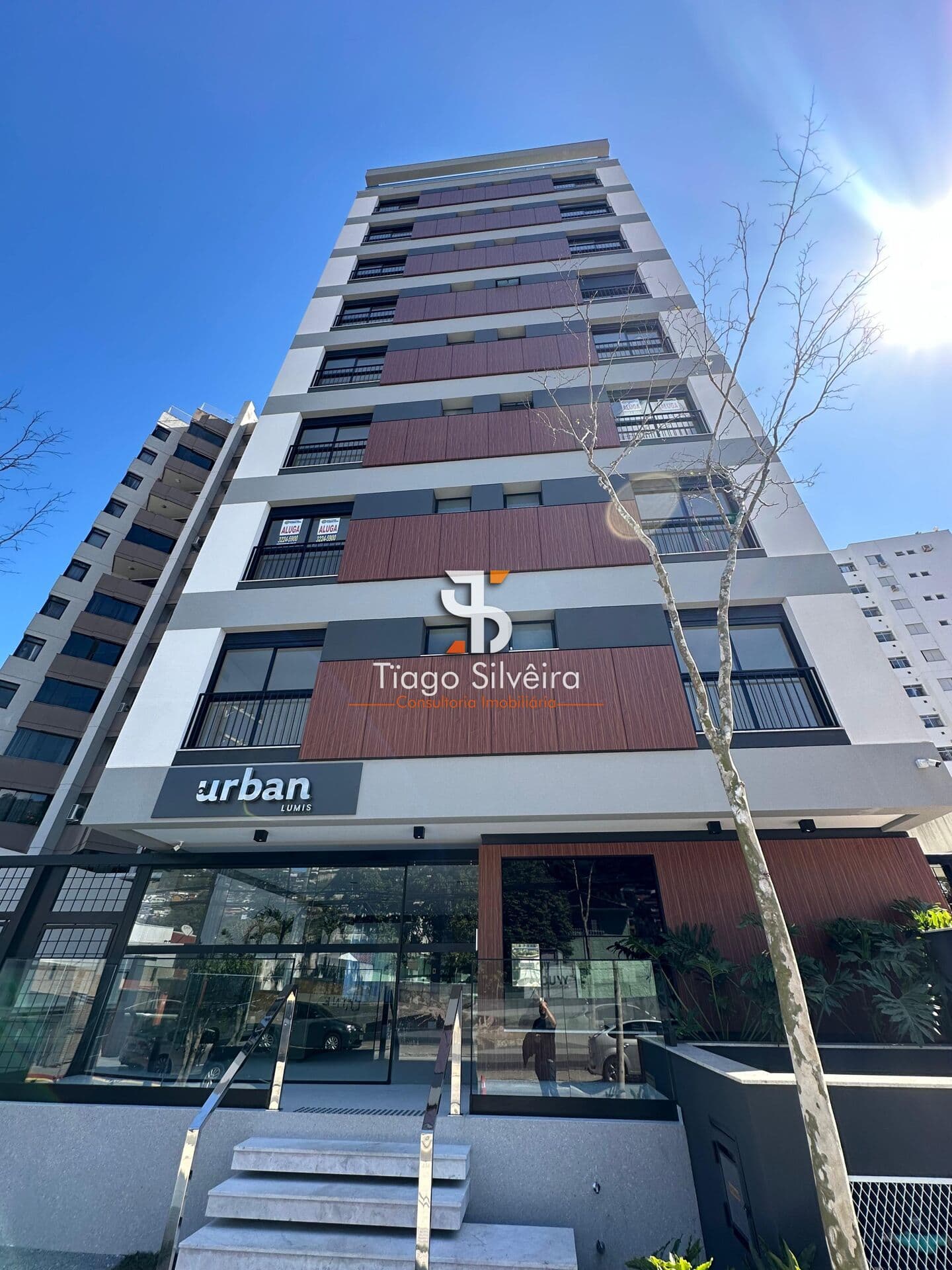 Apartamento à Venda - 3 Quartos sendo 1 suíte, 107m² - Novo e Pronto para Morar