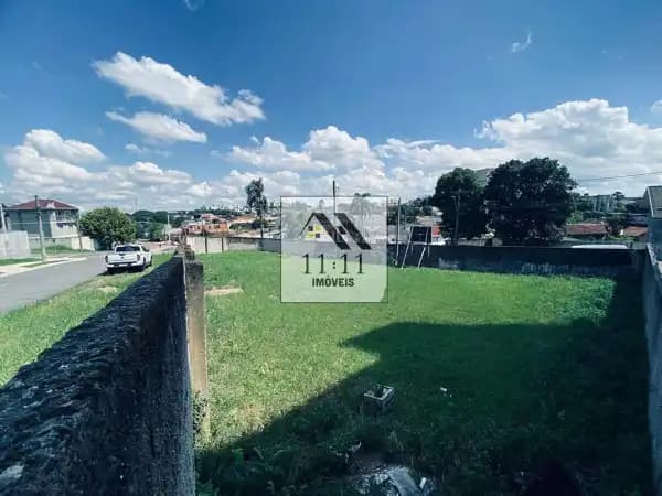 Terreno de esquina à venda no bairro Capão Raso, Curitiba