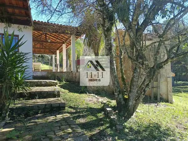 Chácara para alugar no bairro Centro em Campina Grande do Sul/PR
