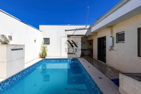 Casa excelente à venda no bairro Fazendinha, em Curitiba
