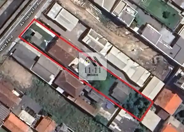Terreno à venda no bairro Lindóia em Curitiba/PR