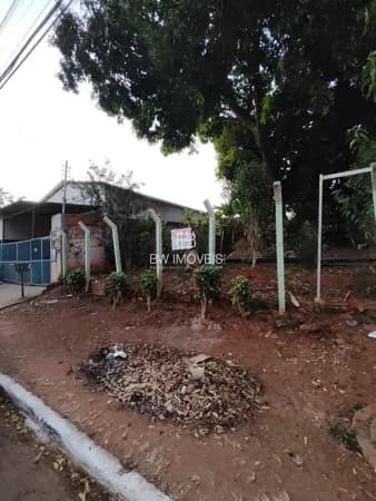 Lote Comercial 489 m2 na Avenida do Santo Hilário