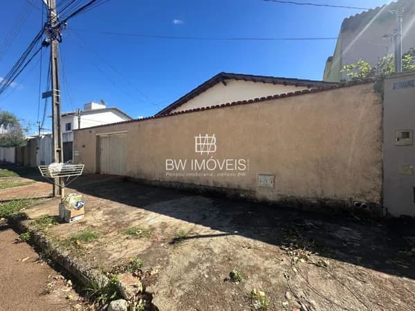 🏡 Oportunidade em Goiânia: Casa no Jardim Atlântico – Lote 420mts