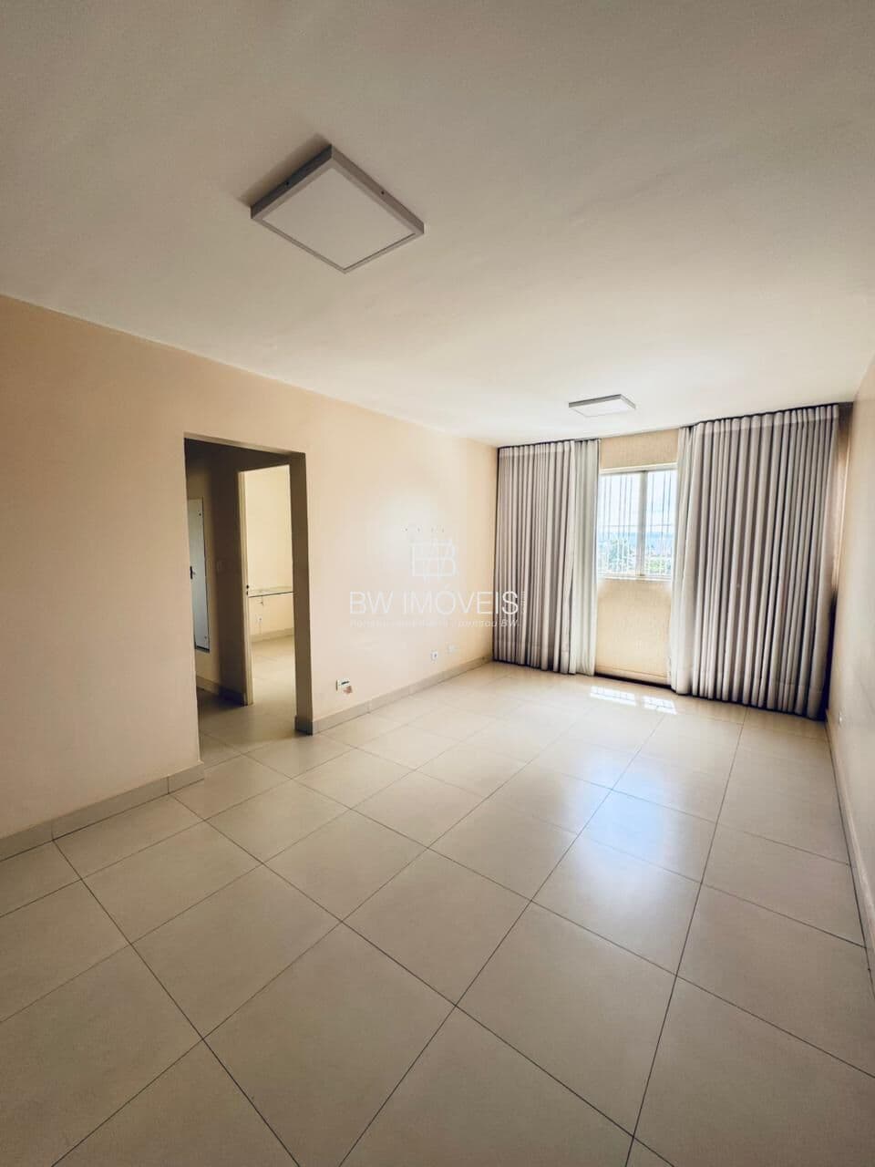 Apartamento 3 quartos Vila Nova próximo à Praça Universitária