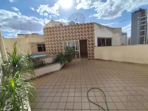 Apartamento à venda no bairro Setor Bueno em Goiânia/GO