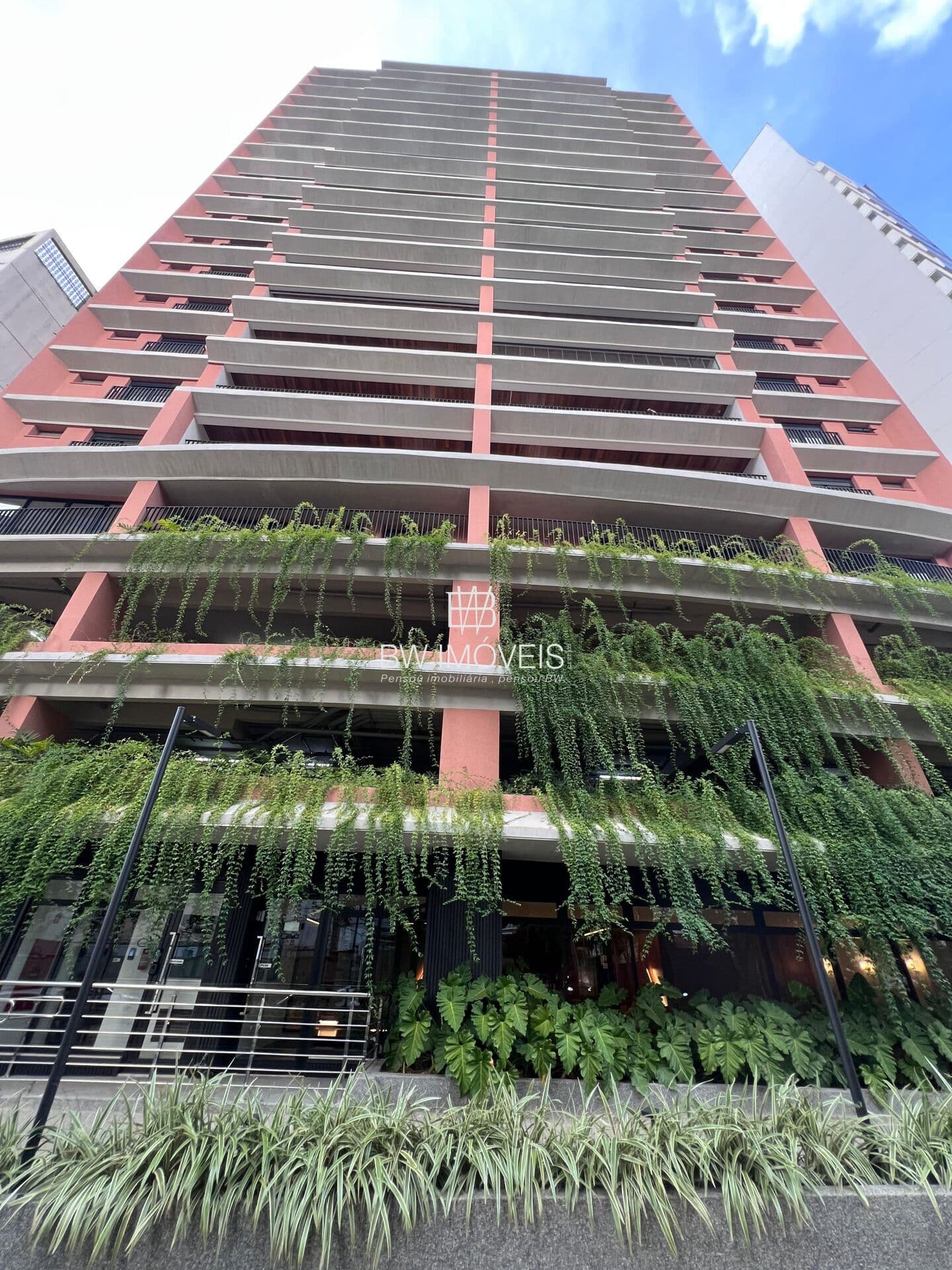 Apartamento Rua 7 – Ao lado da Praça do Sol ALTO PADÃO 3 SUÍTES lazer completo Setor Oeste - Goiânia - Go