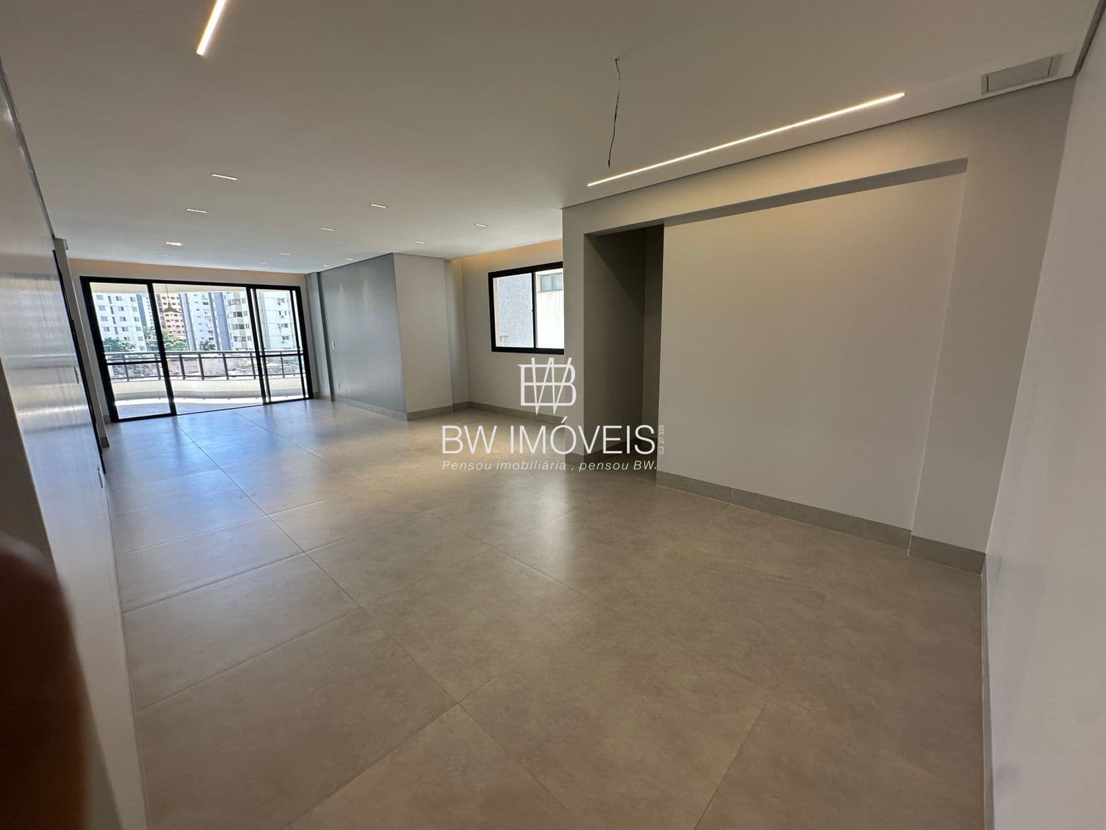 Apartamento Reformado - 178Mts / 4 Qts - Residencial San Diego - Setor Bueno