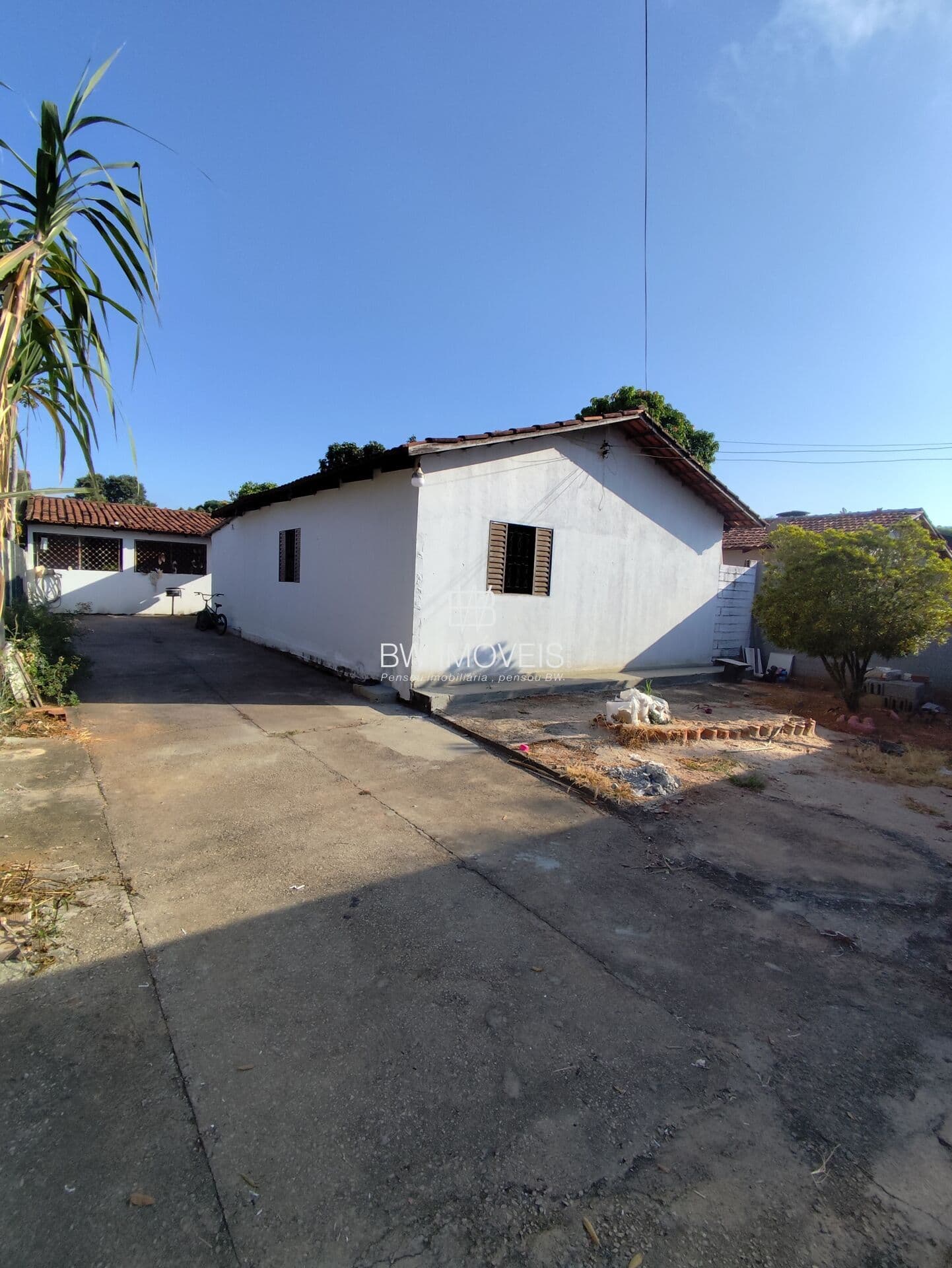 Casa, Residencial Lírios do Campo, Goiânia/GO, 300m² terreno, 3Q, Próx a praça