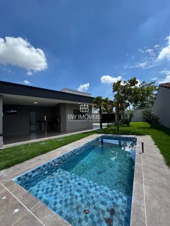 Casa Nova 3 quartos com piscina Sozinha no Lote