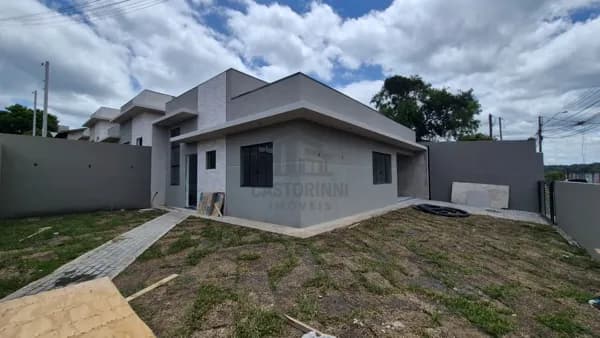 Casa em Campo Largo - Centro