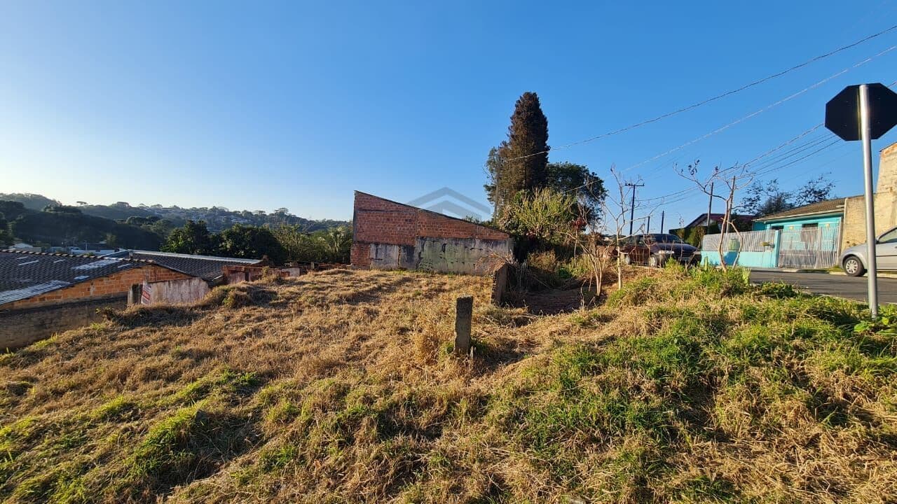 Lote/Terreno em Campo Largo - Jardim Esmeralda