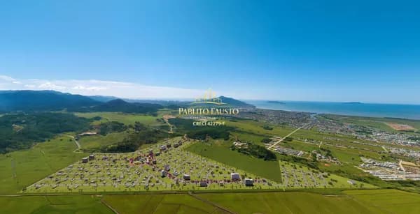 Terreno no Loteamento Altos do Santa Helena com 360 mt² em Tijucas