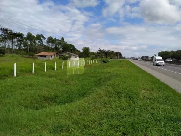 Terreno de frente para BR 101 em Araquari/SC