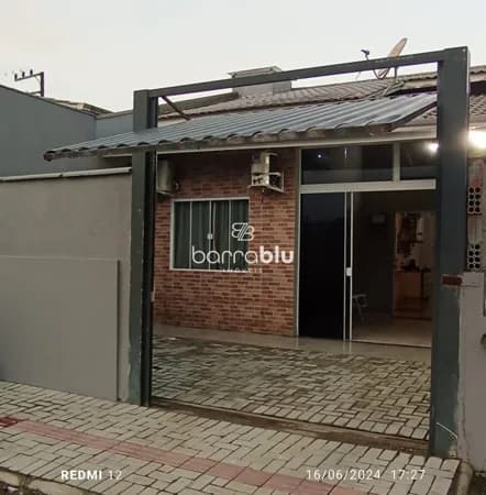 Casa de 2 dormitórios (54,84m²), bairro Quinta dos Açorianos - Barra Velha/SC