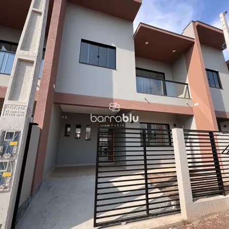 Sobrado 96m² com 03 dormitórios sendo 01 Suíte, bairro Itajubá . Barra Velha - SC