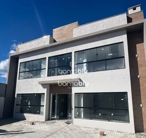 Apartamentos com spa e piscina privativa no Nova Barra Velha